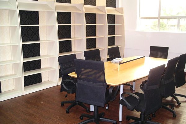 廠家直銷實木辦公家具 高檔總裁臺HY-D鴻業(yè)3號