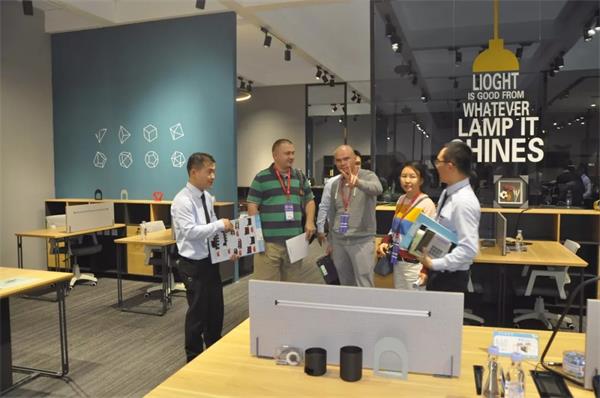 鴻業(yè)家具第43屆家博會(huì)圓滿(mǎn)成功