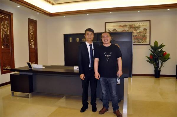 鴻業(yè)家具第43屆家博會(huì)圓滿(mǎn)成功