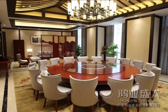 選料上等柔軟且富于韌性，厚度適中，具有冬暖夏涼的效果