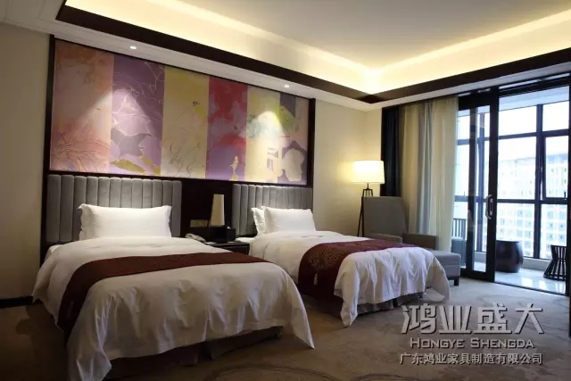 無論西風如何勁吹，舒緩的意境始終是東方人特有的情懷