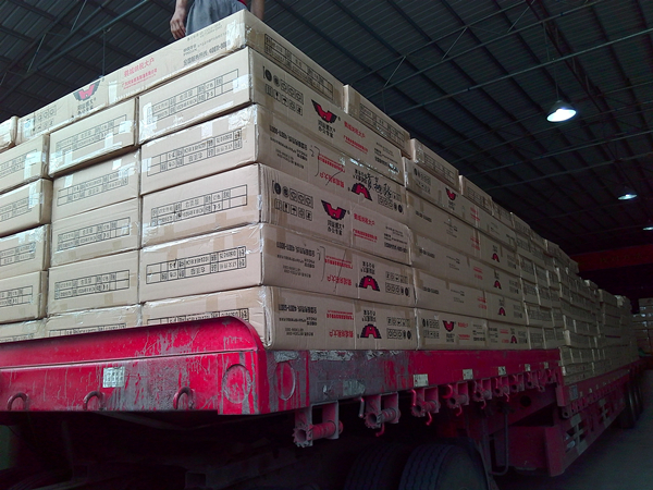 辦公家具庫存問題困擾您？8000W辦公家具庫存是鴻業(yè)的優(yōu)勢