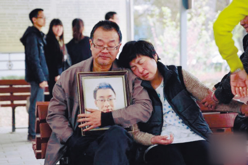 百度魏澤西醫(yī)療事故驚人心，鴻業(yè)盛大用心帶你火眼金睛識官網(wǎng)