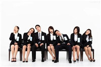 一位應(yīng)屆畢業(yè)生來(lái)到辦公家具廠數(shù)月后的工作感悟