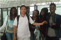 非洲企業(yè)辦公家具工程配套項目—鴻業(yè)盛大生產送貨安裝服務一條龍