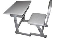 怎么選擇學校課桌椅？