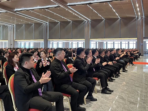 煥新啟程 · 乘勢(shì)騰飛 | 鴻業(yè)集團(tuán)2023年員工大會(huì)暨耀江分廠落成典禮圓滿落幕 ！