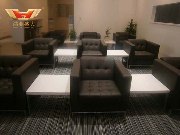 休息區(qū)辦公家具 北京現(xiàn)代4S店客戶休息區(qū)配套方案