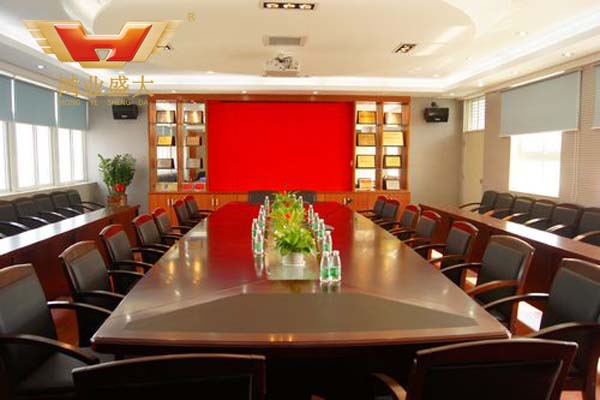 會(huì)議室辦公家具 貴州師范大學(xué)會(huì)議室配套方案