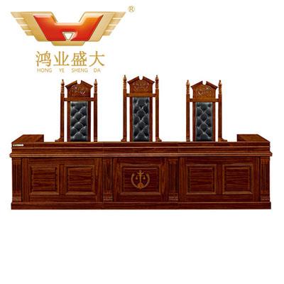 法官臺(tái) 法官臺(tái)